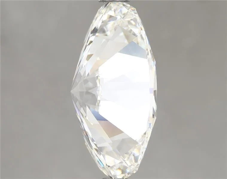 4.02 Carats OVAL Diamond