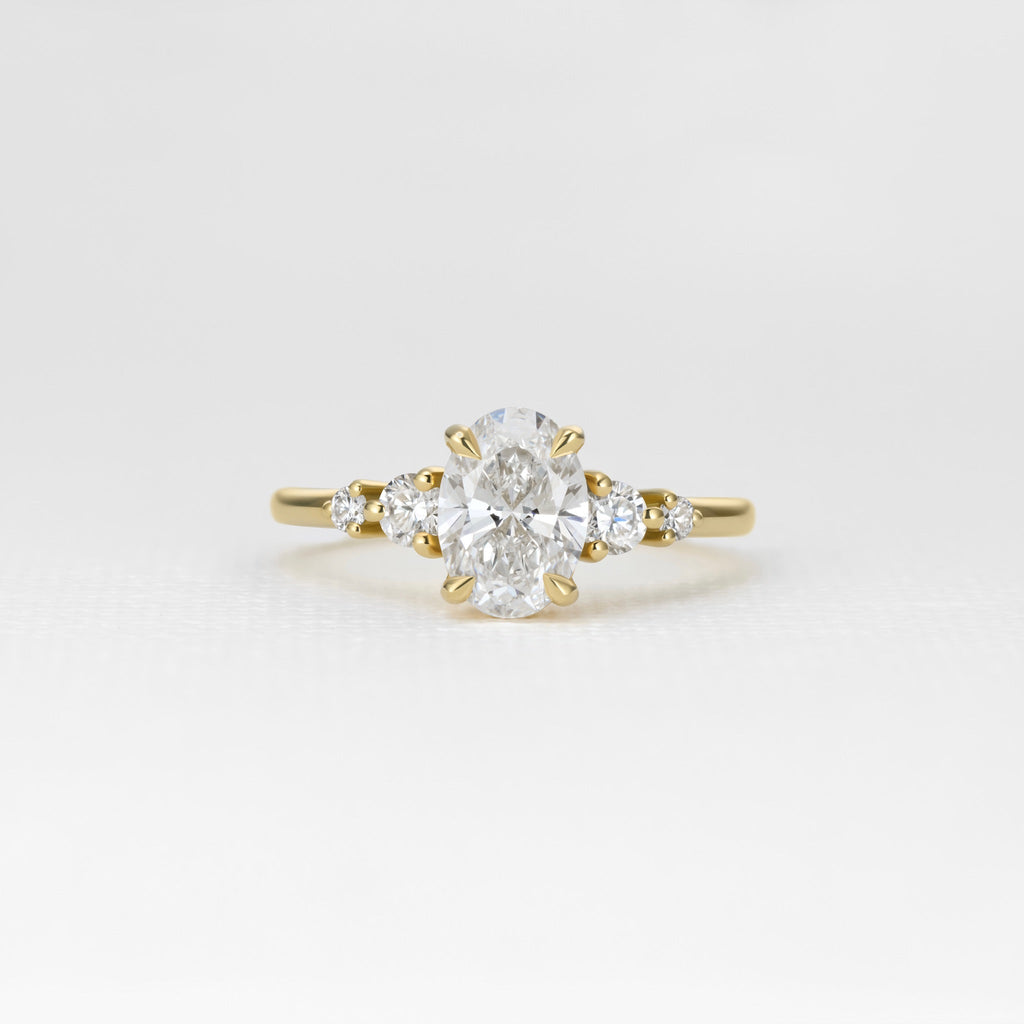 Aurora Oval - 18ct White Gold / P / 1.05 Carats OVAL BRILLIANT VVS1 EX EX E Diamond