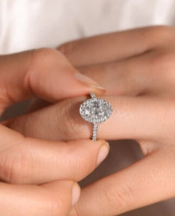 Engagement rings Birmingham handcrafted from Mitchel & Co